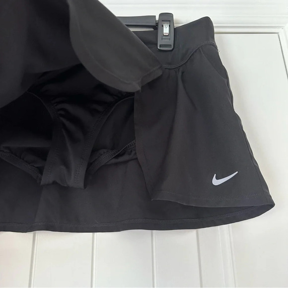 Nike Swim Boardskirt Women's Swimsuit in Black - Picture 4 of 7